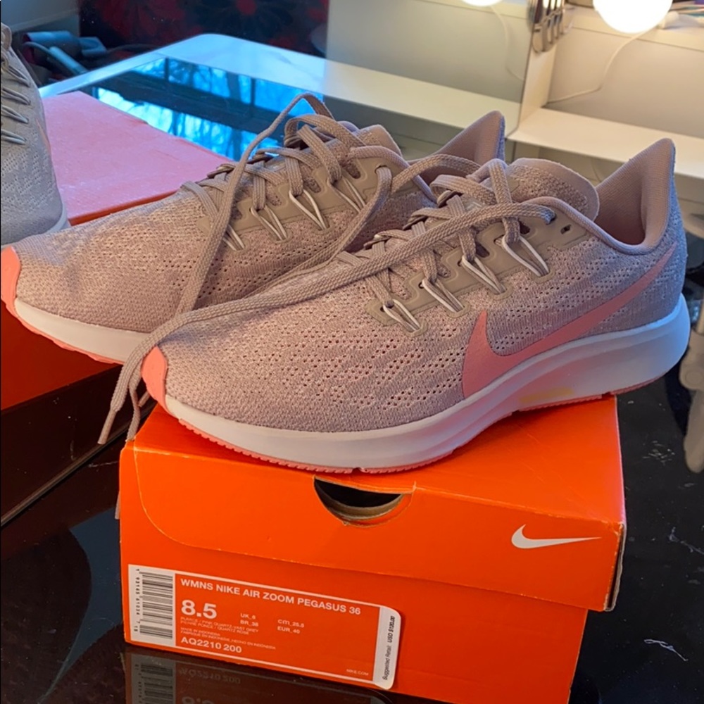 NEW Nike Air Zoom Pegasus 36